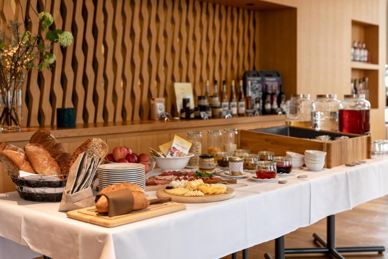 Hotel Arenenberg Salenstein ภายนอก รูปภาพ